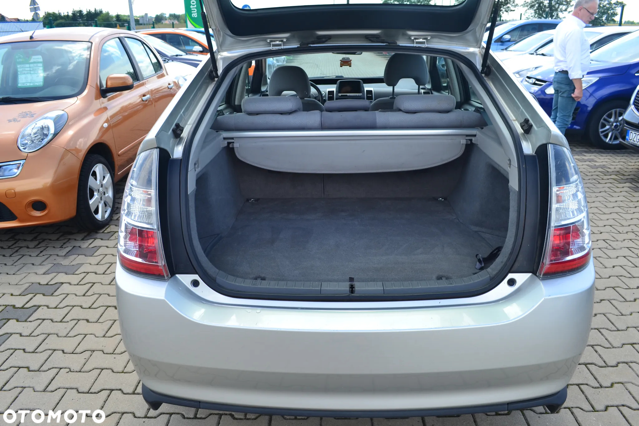 Toyota Prius - 9