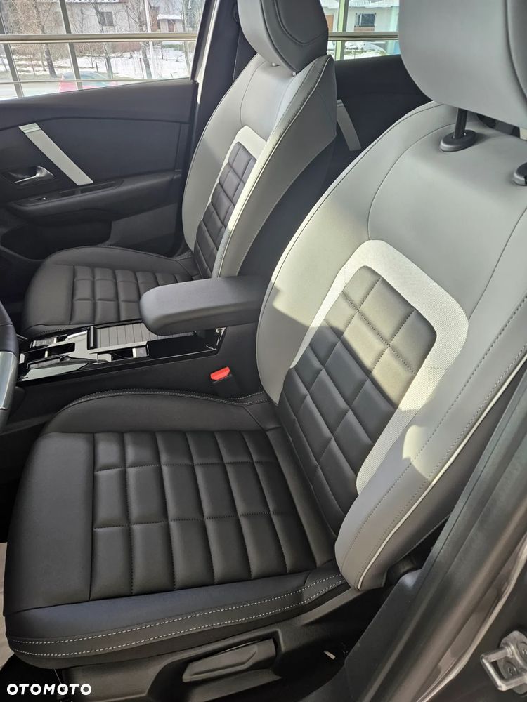 Citroën C4 1.2 PureTech Max S&S EAT8 - 7