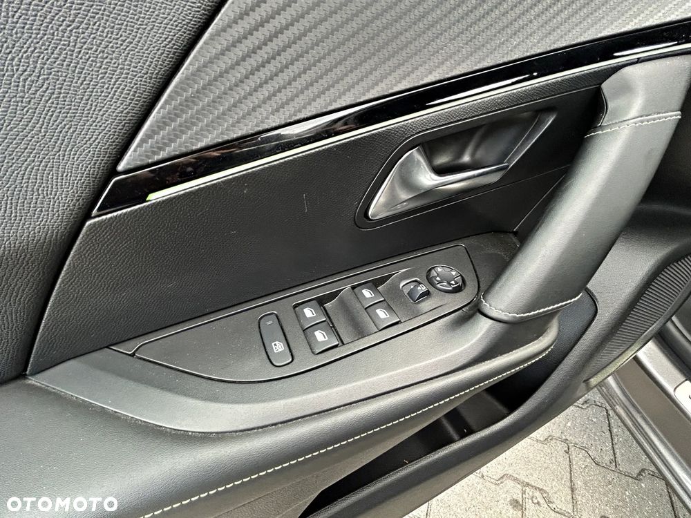 Peugeot 2008 PureTech 130 Stop&Start GT-Line Edition - 23