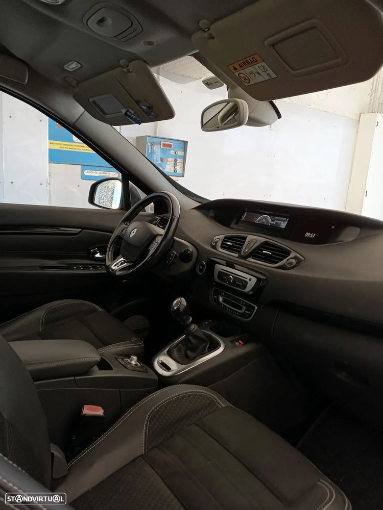 Renault Grand Scénic 1.5 dCi Bose Edition SS - 6