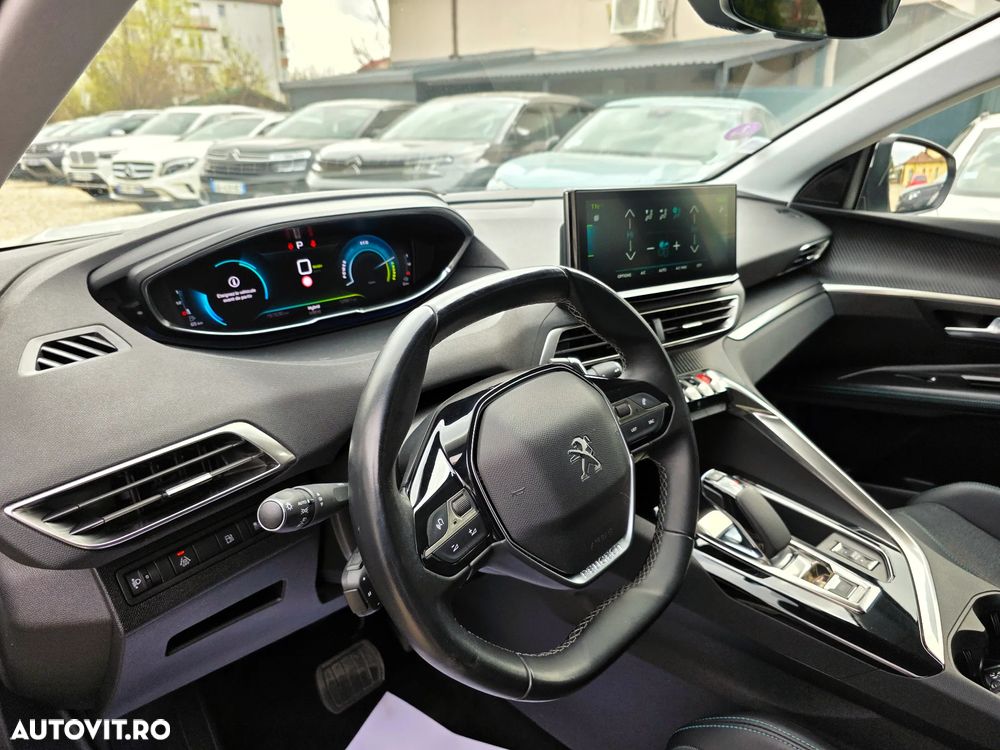 Peugeot 3008 225 e-EAT8 GT Pack - 24