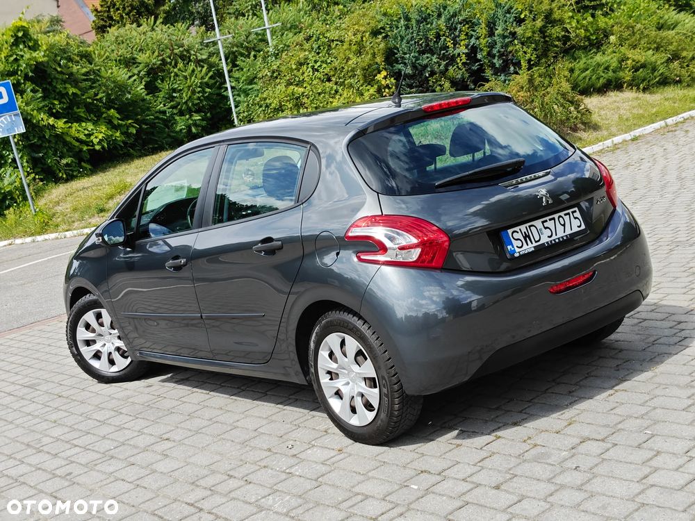 Peugeot 208 82 VTI Allure - 1