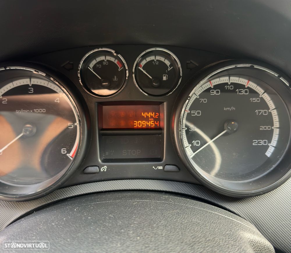 Peugeot 308 SW 1.6 HDi Executive - 8