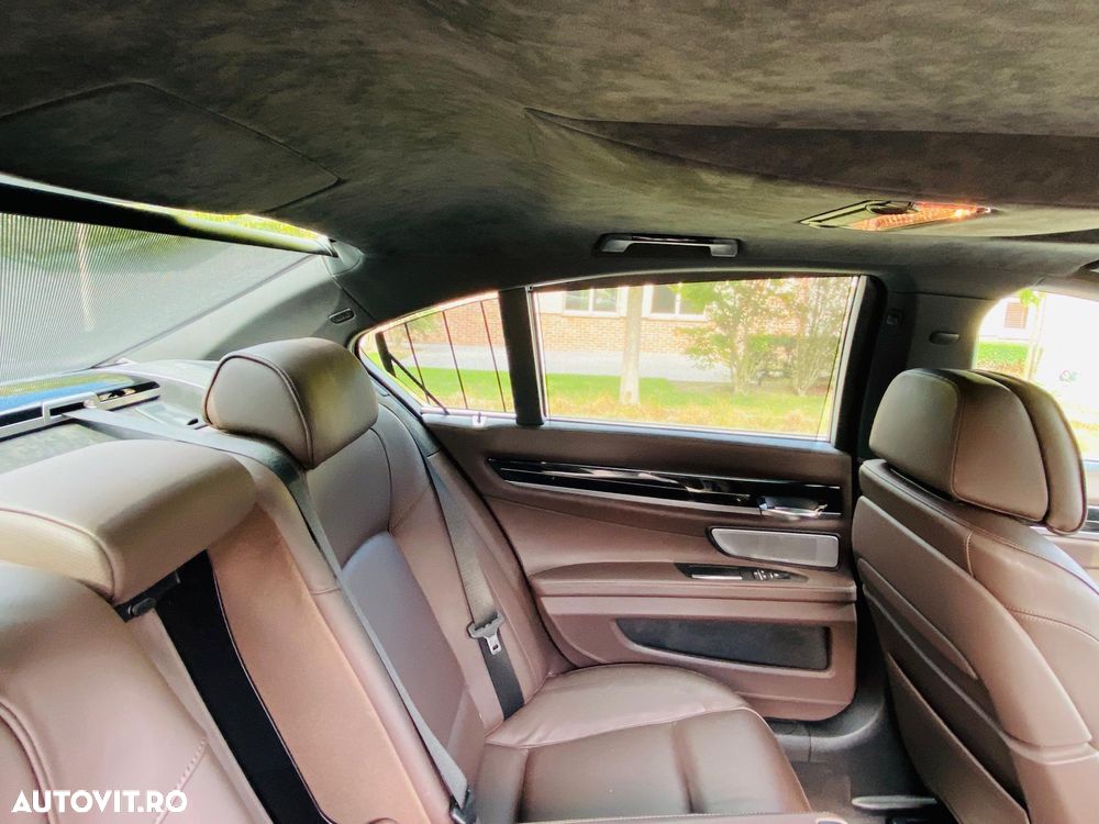 BMW Seria 7 730d xDrive - 25