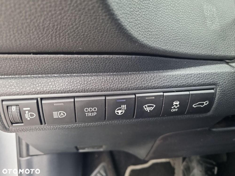 Toyota Corolla 2.0 Hybrid Style - 21