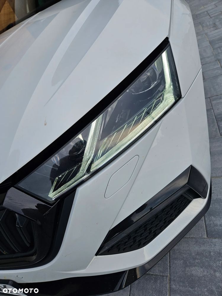 Skoda Octavia 2.0 TSI RS DSG - 17