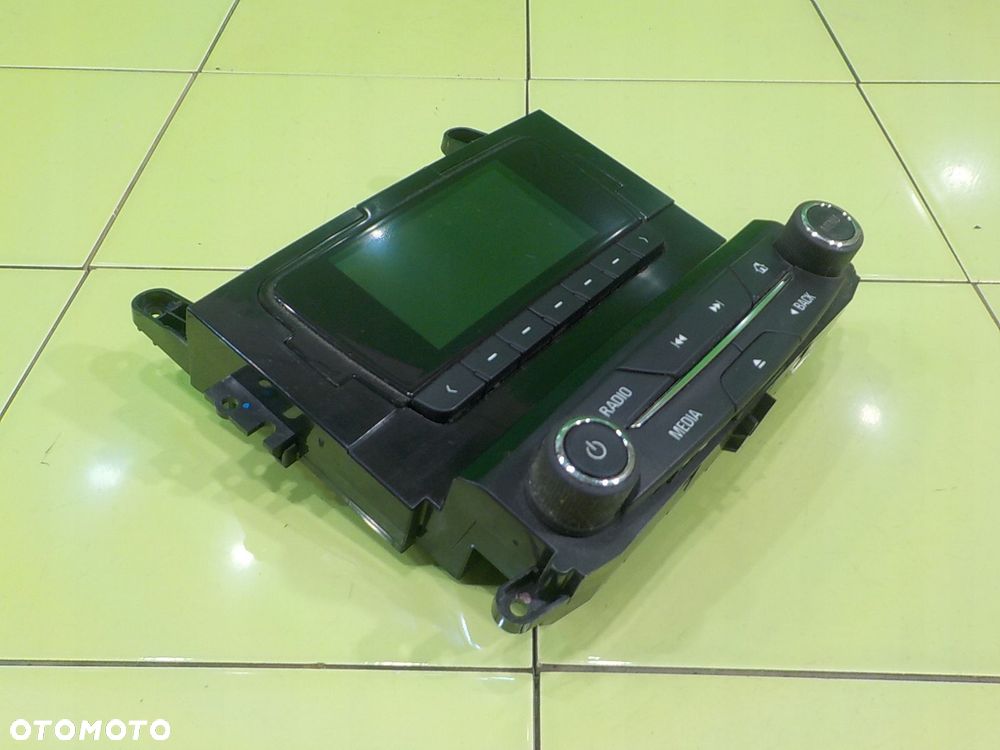 OPEL INSIGNIA A I LIFT 2.0 CDTI 14r HB 5D radio CD 90924574 - 2