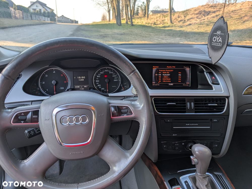 Audi A4 Limousine - 9