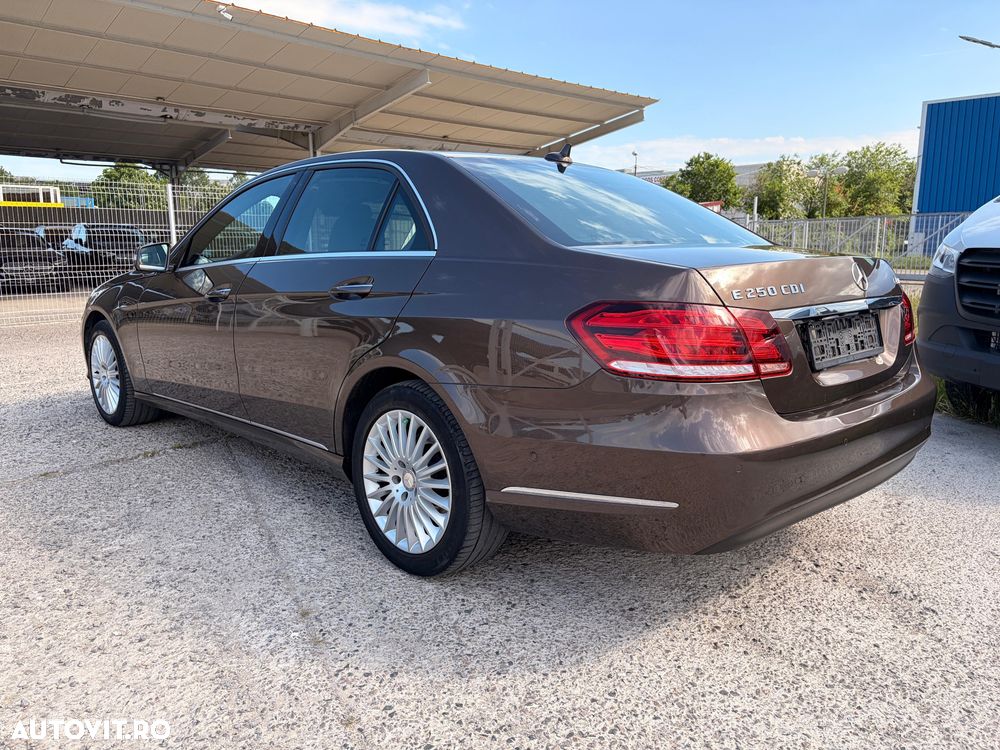 Mercedes-Benz E 250 CDI 4MATIC Aut. - 10