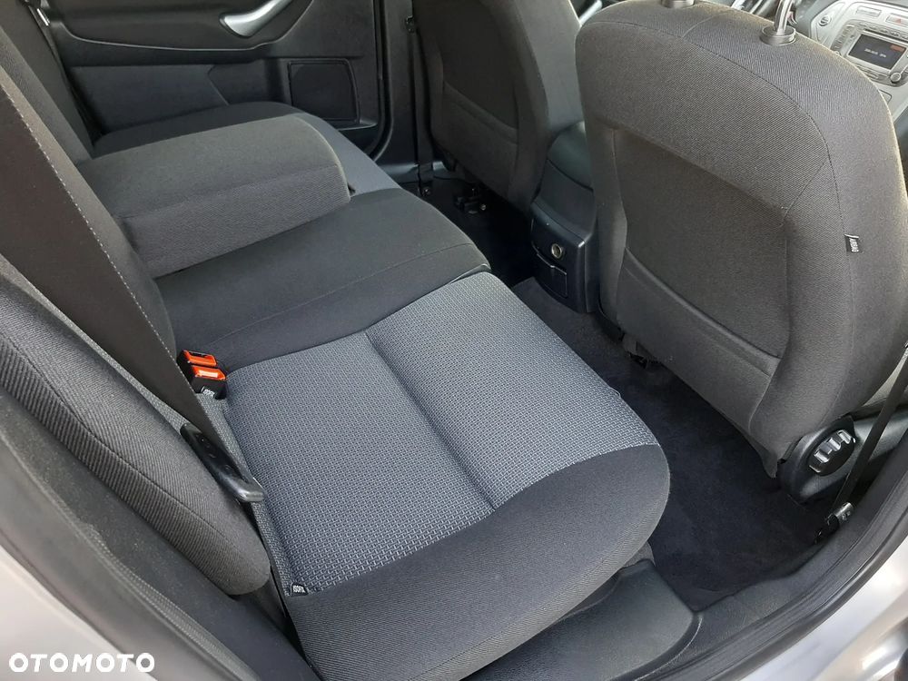 Ford Mondeo 2.0 Titanium - 16