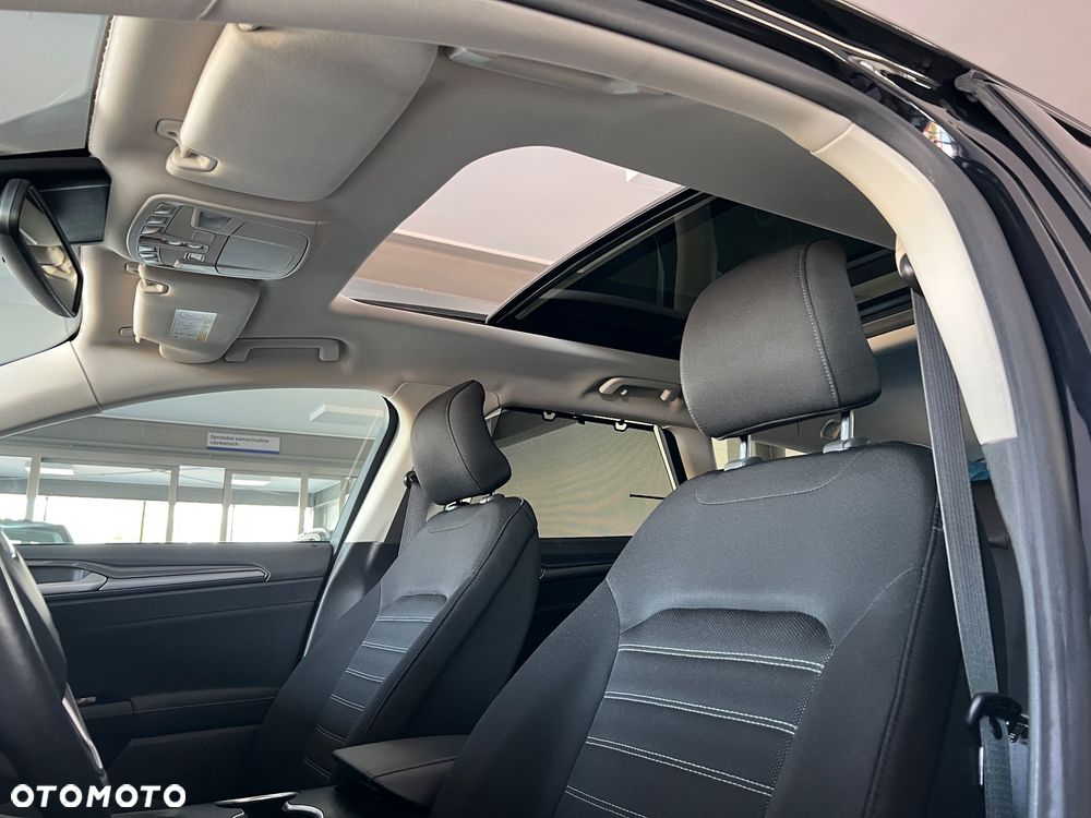 Ford Mondeo 2.0 EcoBlue Titanium - 19