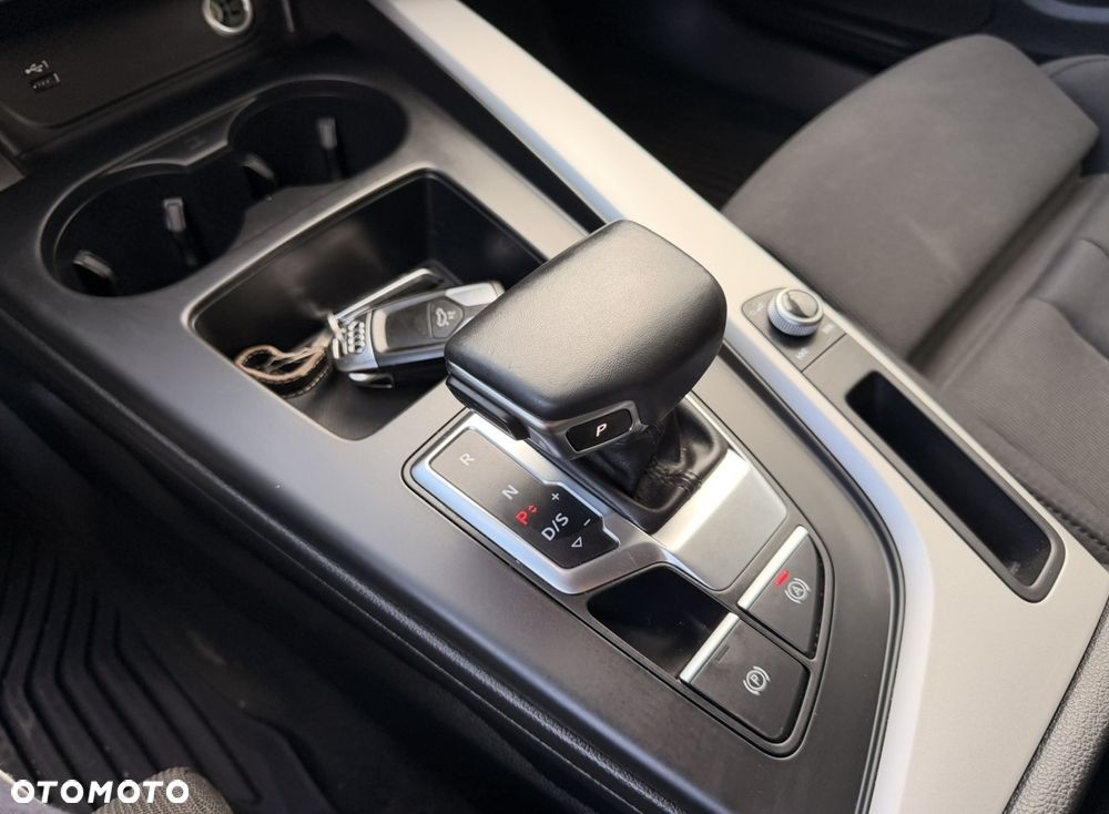 Audi A4 Limousine 40 TFSI quattro S tronic - 29