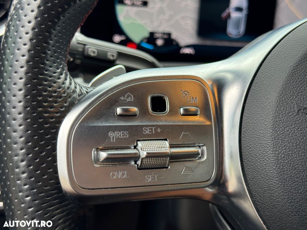 Mercedes-Benz A 180 d 7G-DCT AMG Line - 28