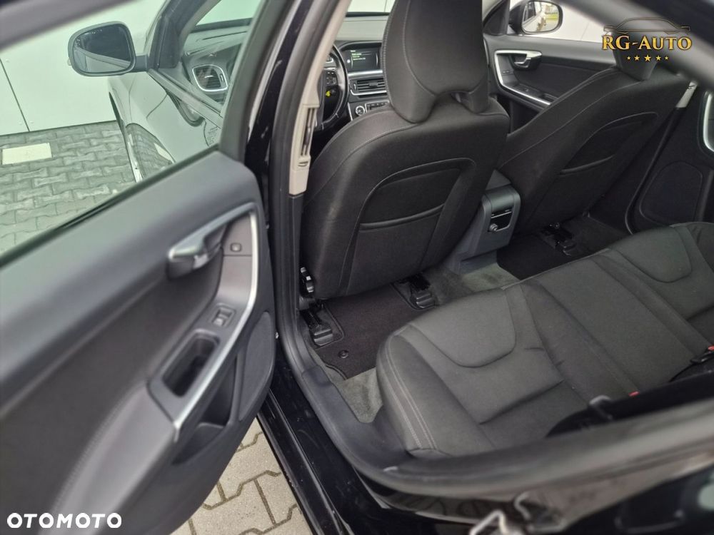 Volvo S60 - 23