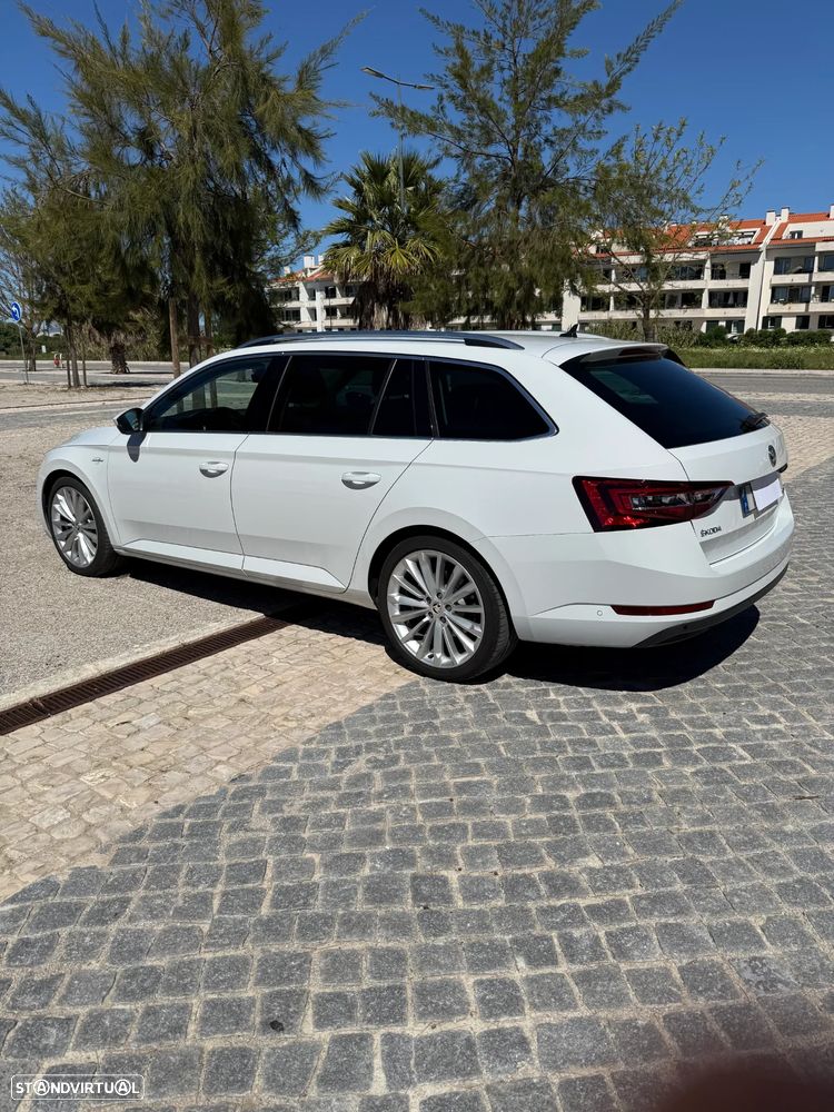 Skoda Superb Break 2.0 TDI Laurin&Klement DSG - 8
