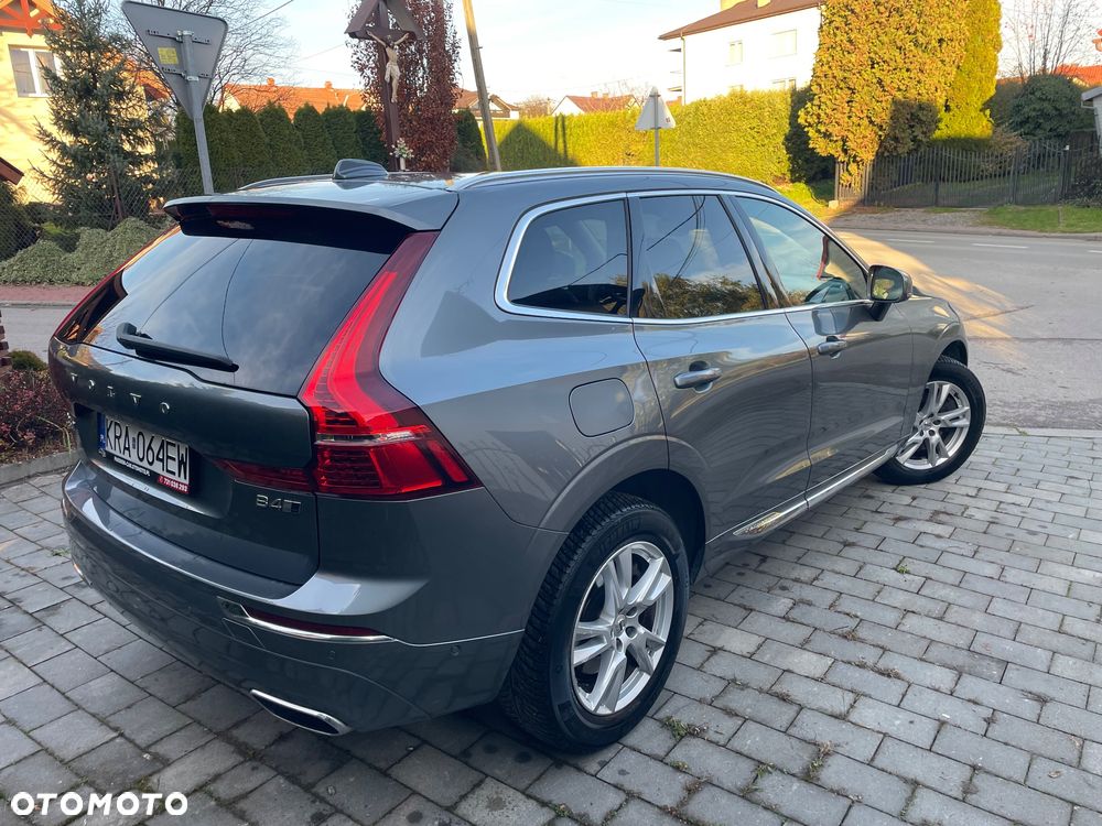 Volvo XC 60 B4 D AWD Geartronic Inscription - 4