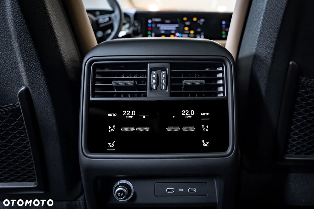 Porsche Cayenne Black Edition - 37