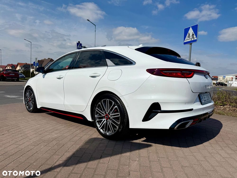 Kia Ceed 1.6 T-GDI DCT7 OPF GT - 33