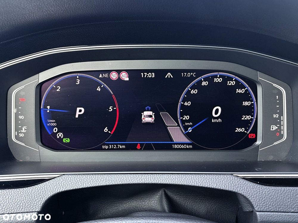 Volkswagen Passat - 15