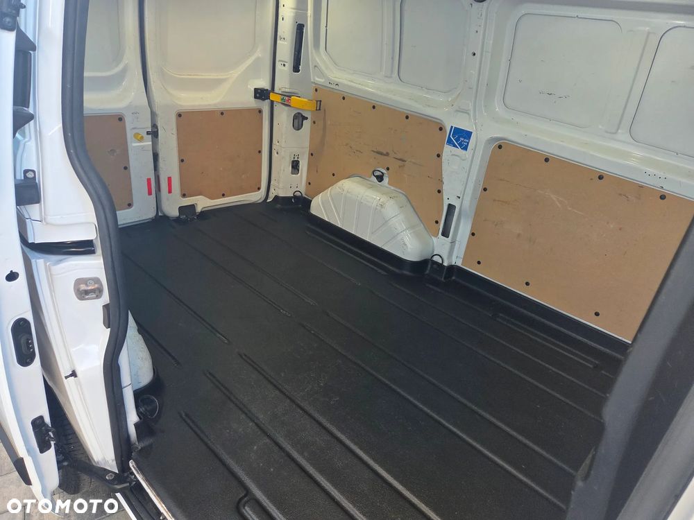 Ford Transit  custom - 21