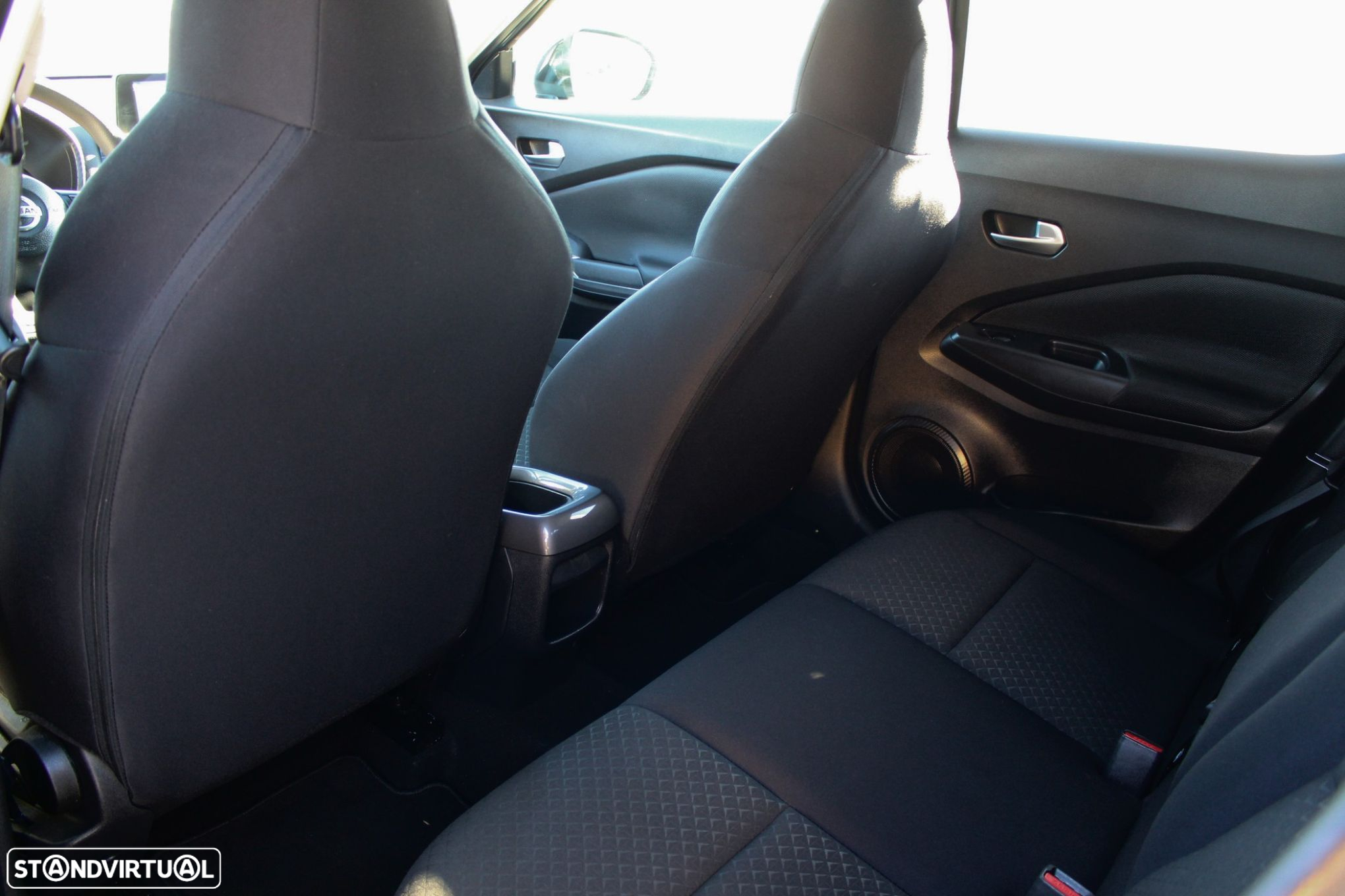 Nissan Juke 1.0 DIG-T Acenta - 35