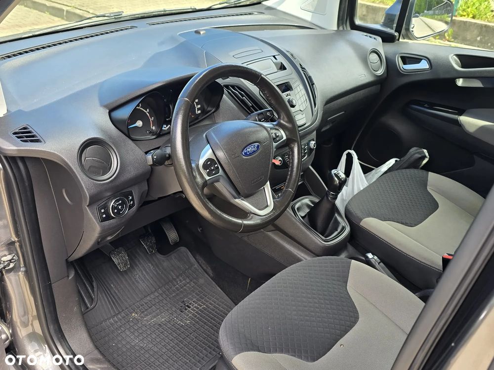Ford Tourneo Courier 1.0 EcoBoost S&S Ambiente - 12