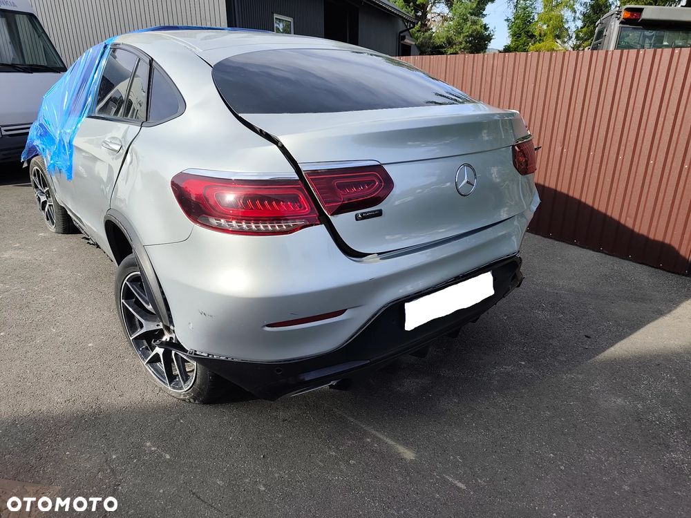 Mercedes-Benz GLC - 4