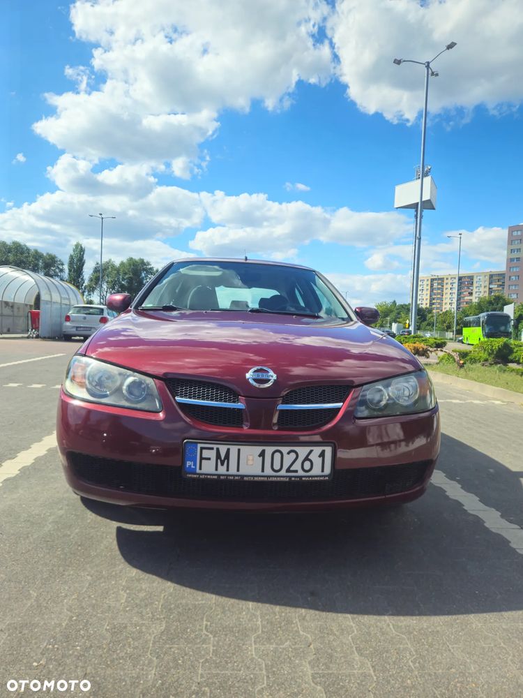 Nissan Almera - 13