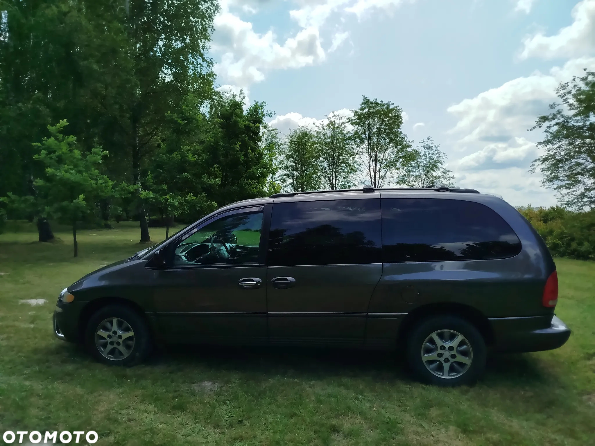 Chrysler Town & Country 3.8 - 7