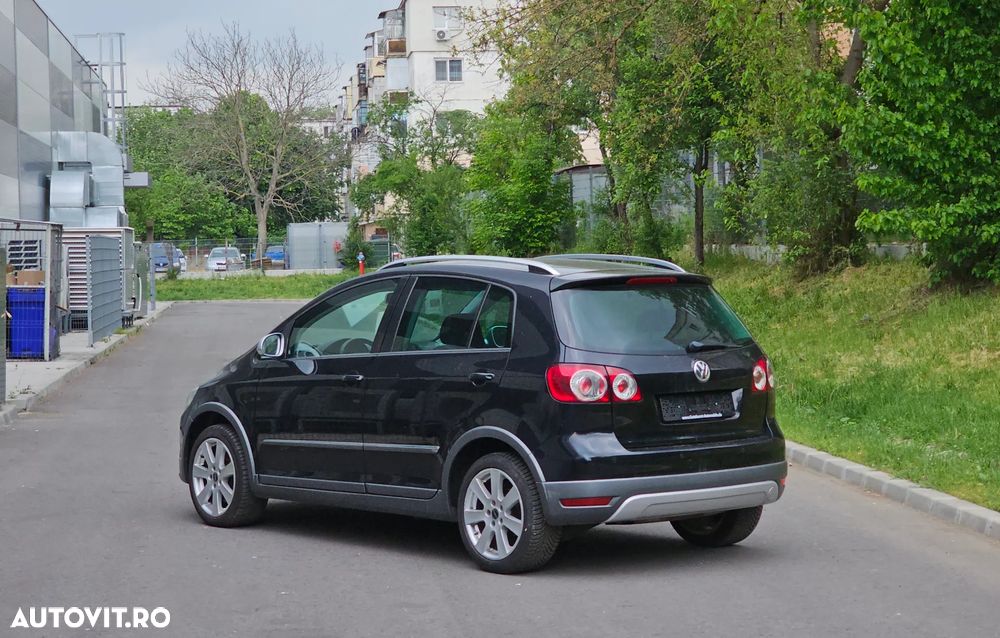 Volkswagen Golf - 4