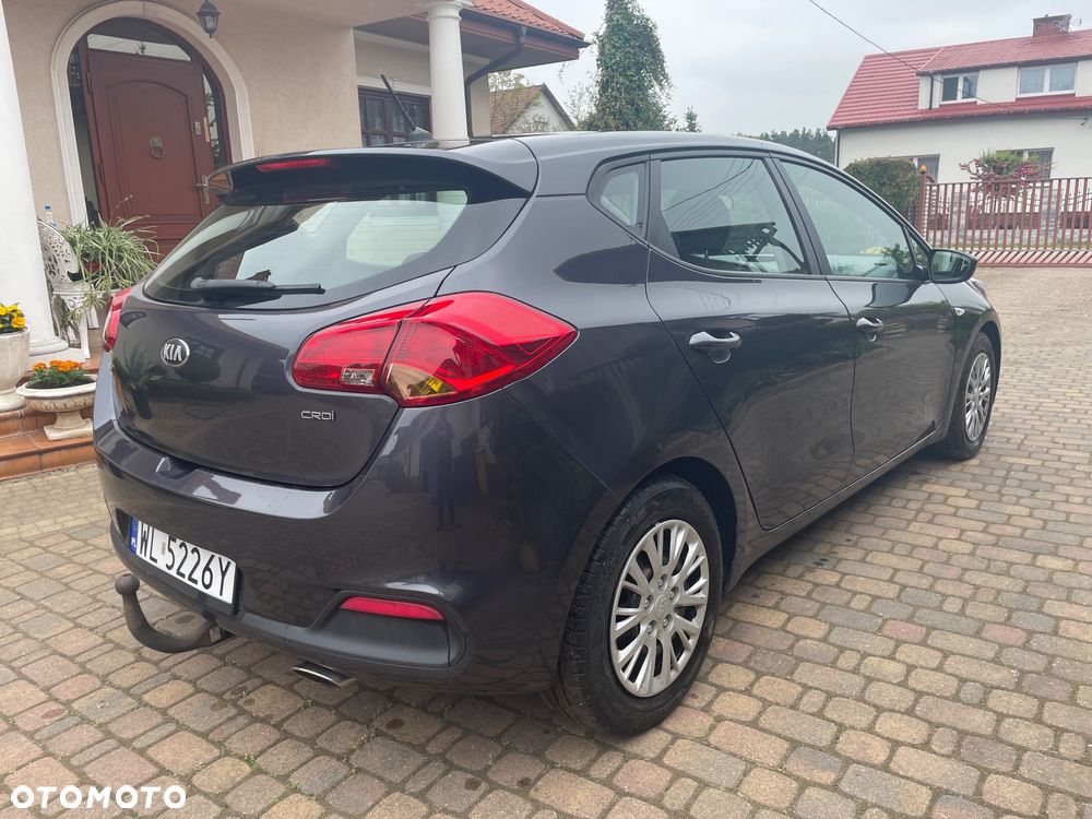 Kia Ceed 1.6 CRDi 115 ISG Vision - 17