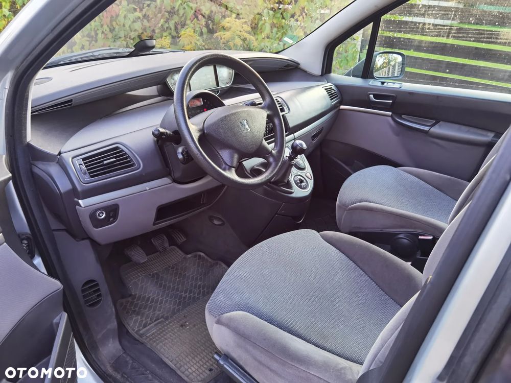 Peugeot 807 2.0 HDi Trendy - 6