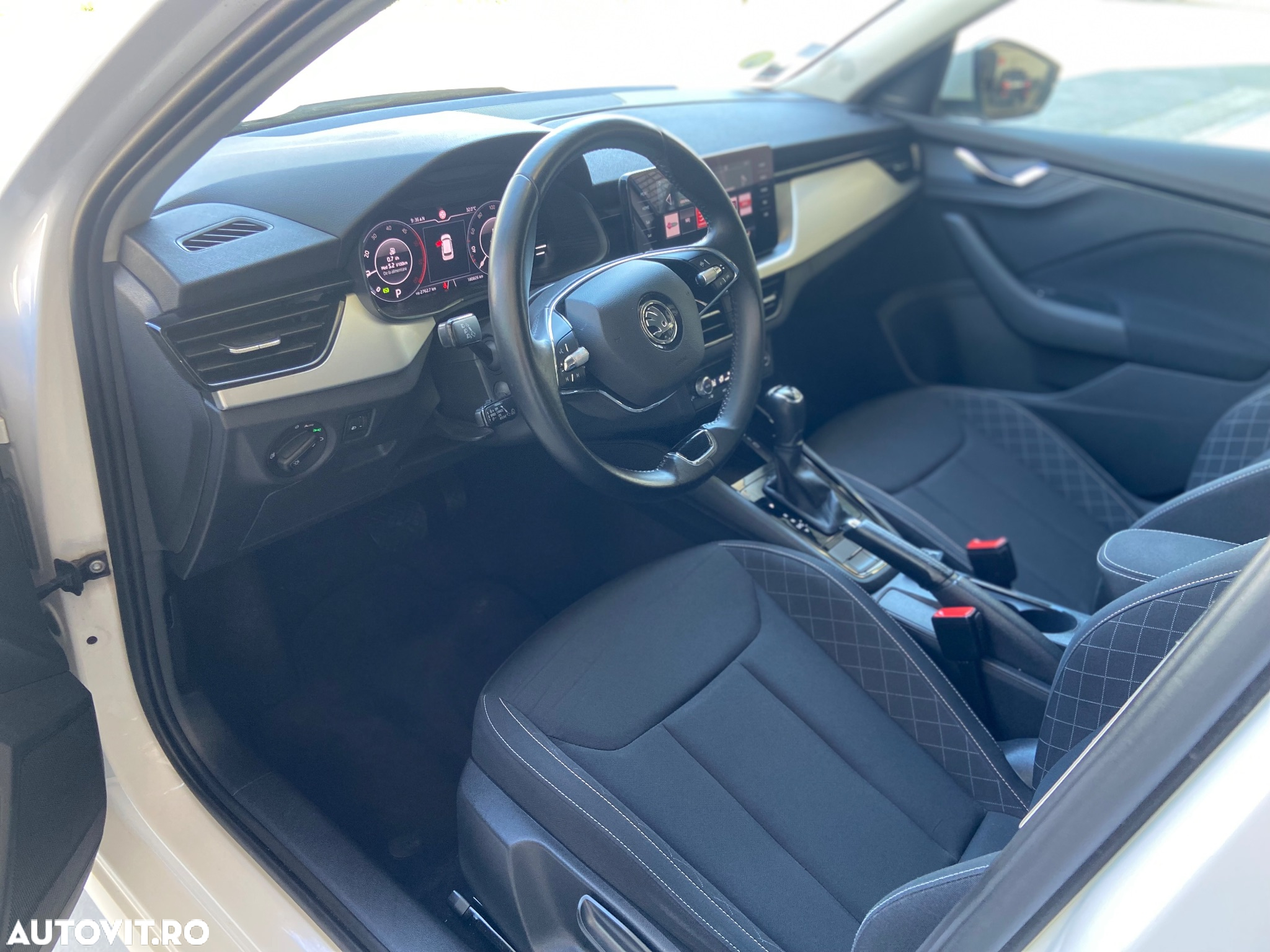 Skoda Kamiq 1.6 TDI DSG Ambition - 27