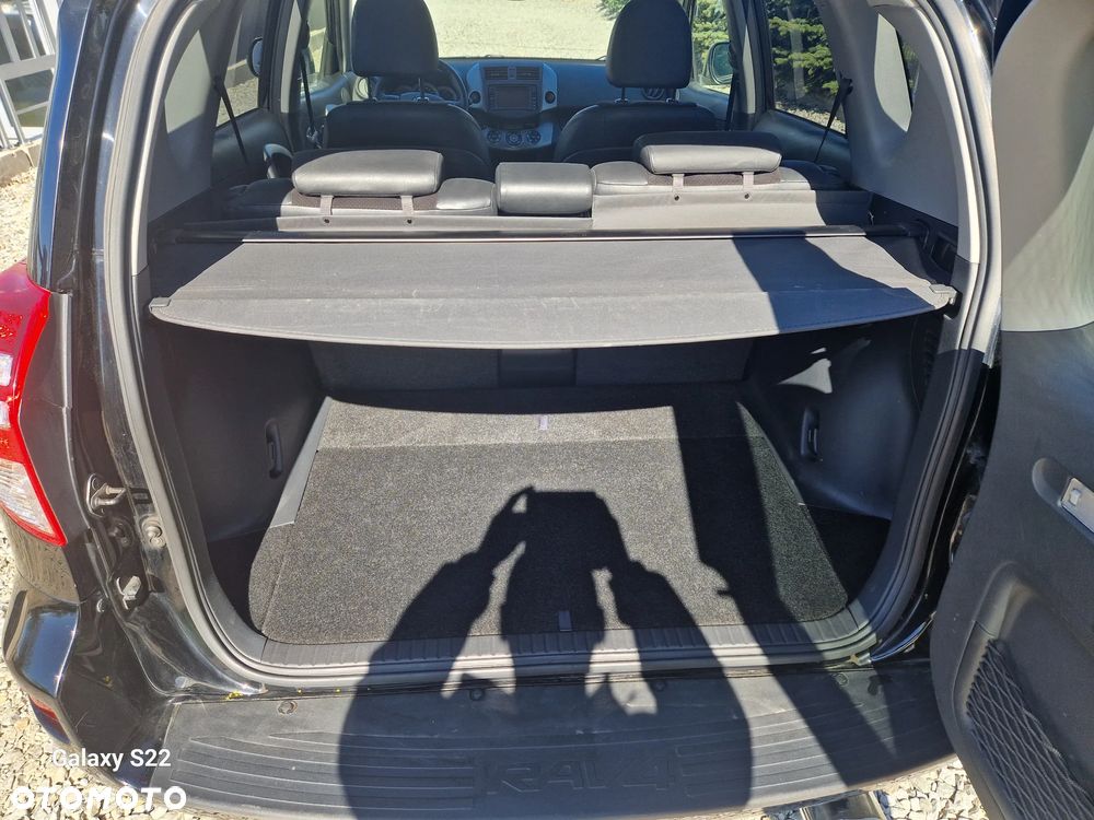 Toyota RAV4 2.0 VVT-i Prestige NAVI MS - 11