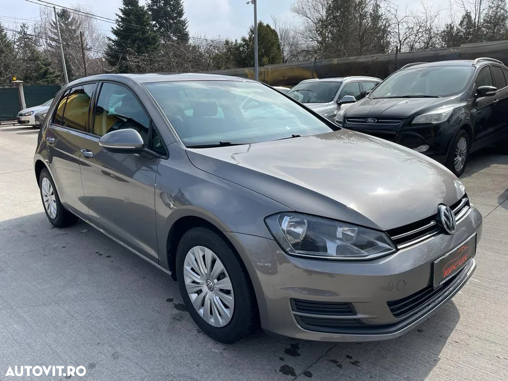 Volkswagen Golf 1.6 TDI DPF BlueMotion Technology Comfortline - 2