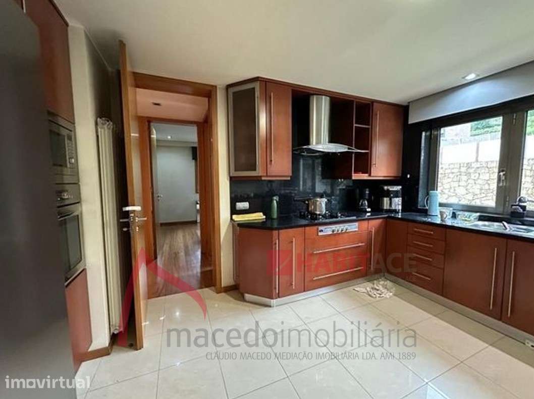 Moradia Individual T3 com piscina em Lomar - Grande imagem: 2/32