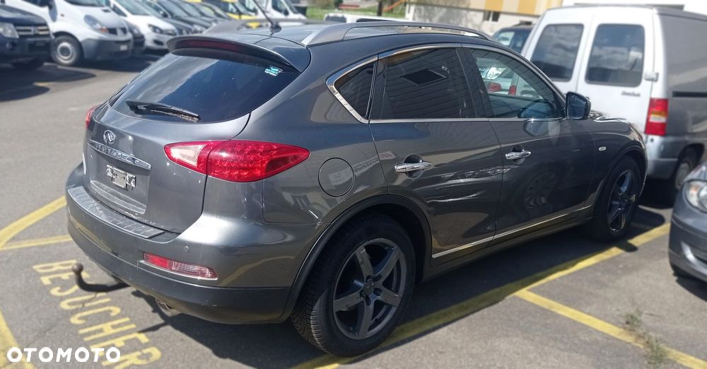 Infiniti EX EX30d - 8