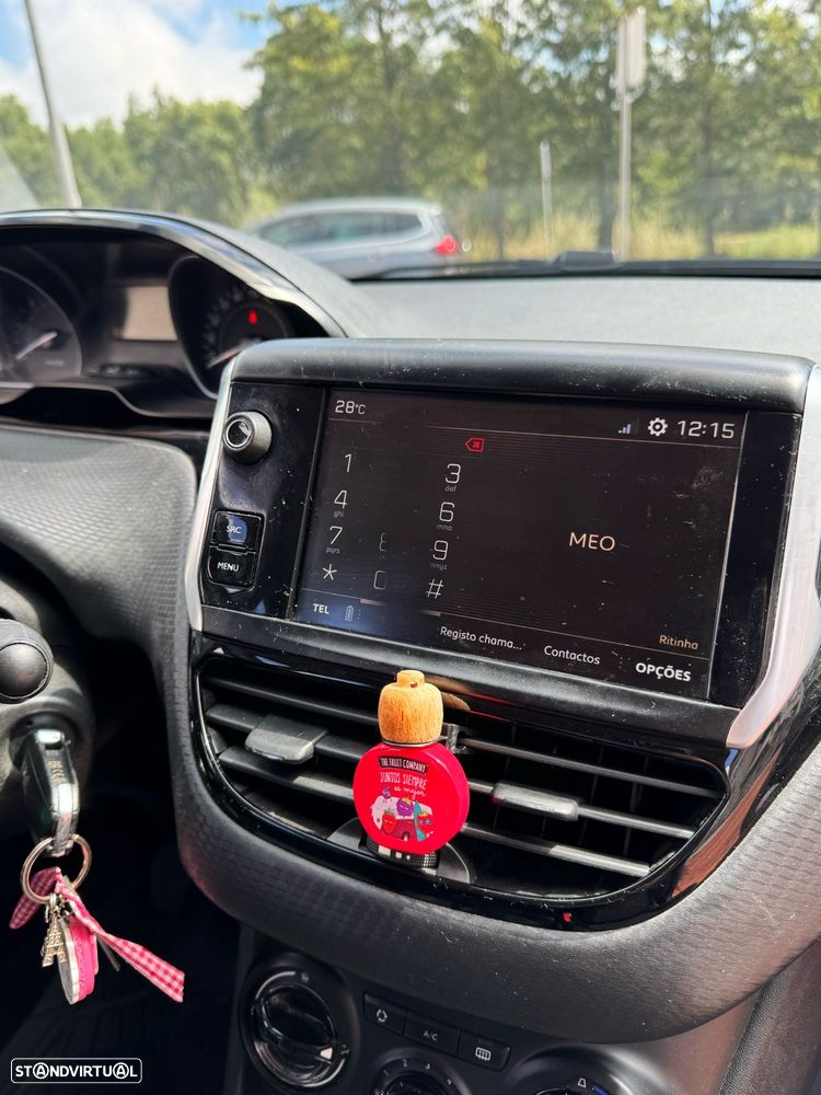 Peugeot 2008 1.6 BlueHDi Style - 13