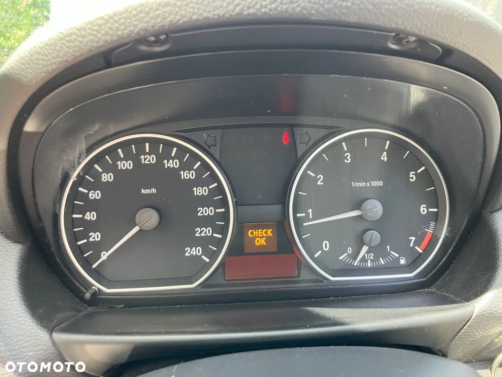 BMW Seria 1 118i - 30
