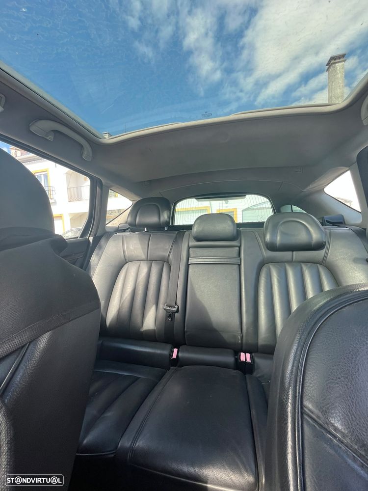 Peugeot 407 SW 2.0 HDi Executive Auto. - 9