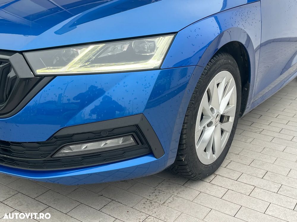 Skoda Octavia 2.0 TDI DSG Style - 6