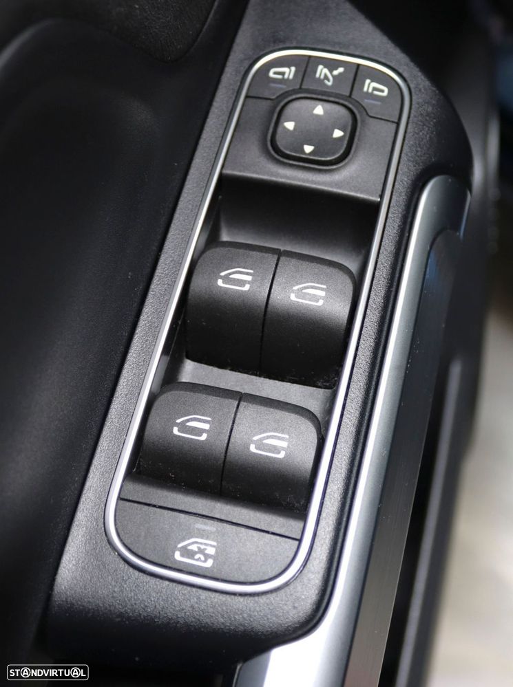 Mercedes-Benz EQB 350 4Matic AMG Line - 15