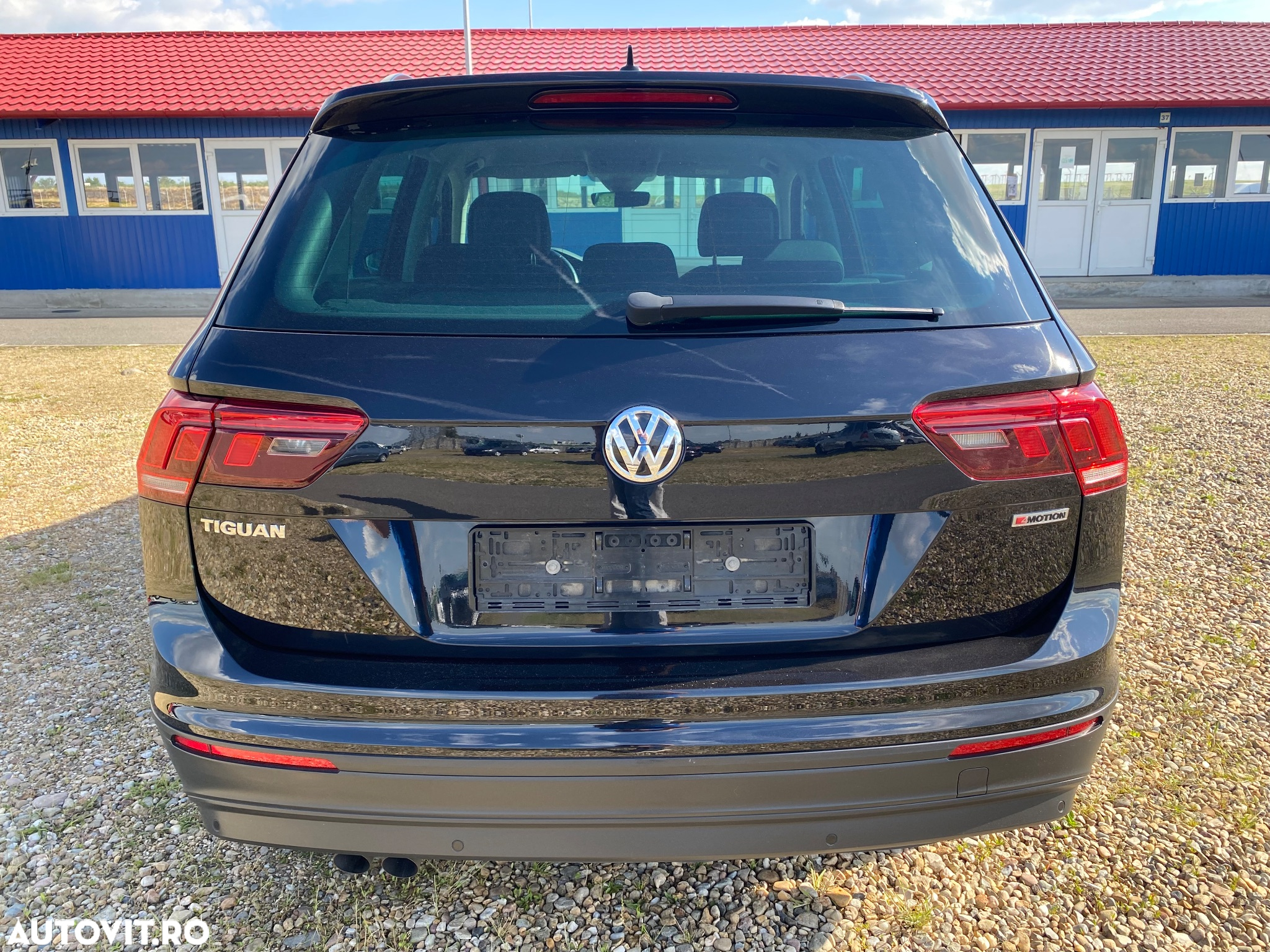 Volkswagen Tiguan 2.0 TDI SCR 4MOTION (BlueMotion Tech) Comfortline - 4