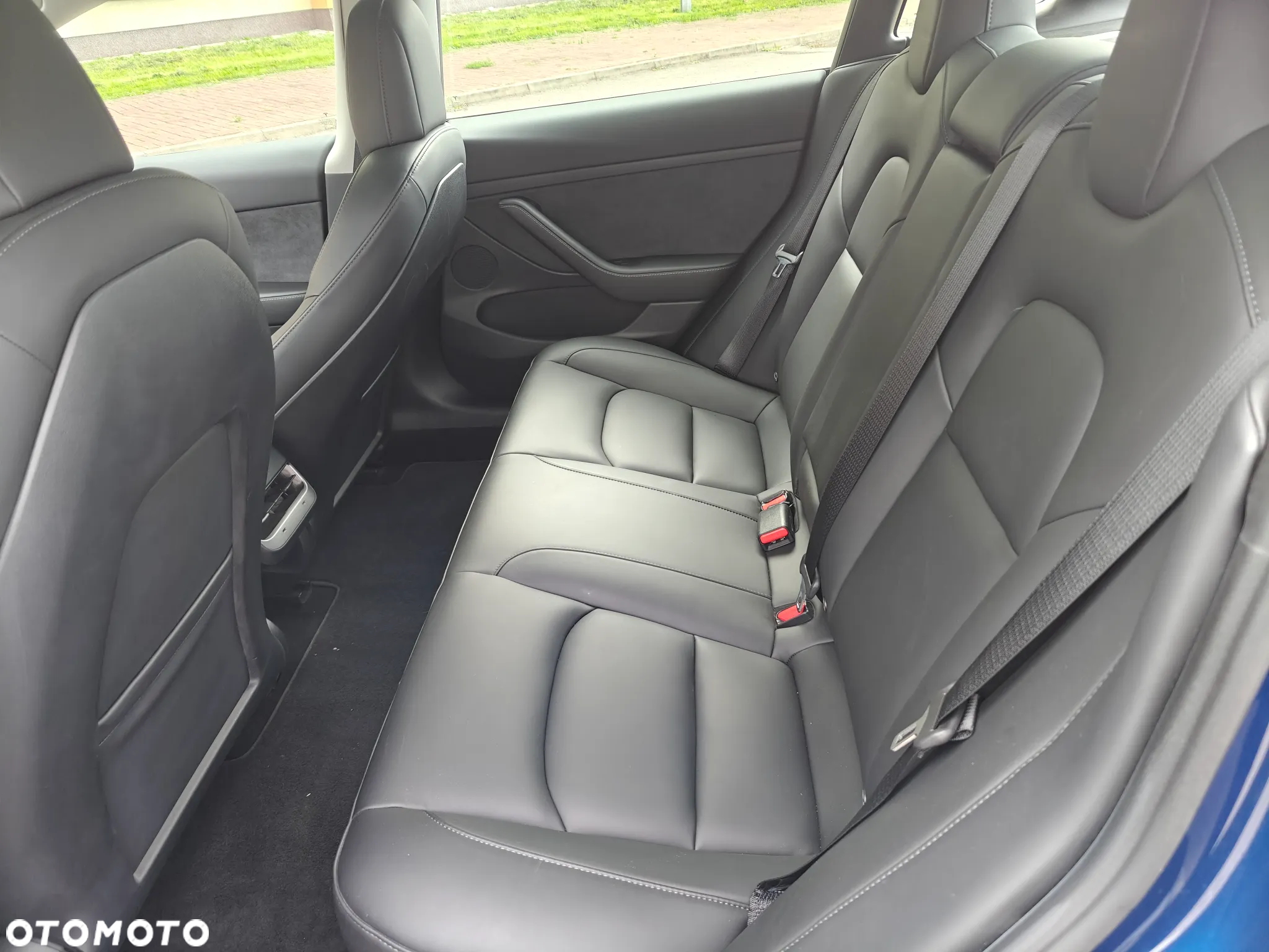 Tesla Model 3 Long Range RWD - 30