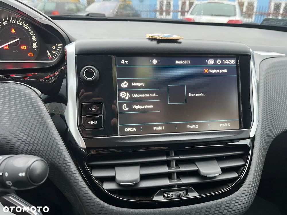 Peugeot 2008 1.2 Pure Tech Active S&S - 17