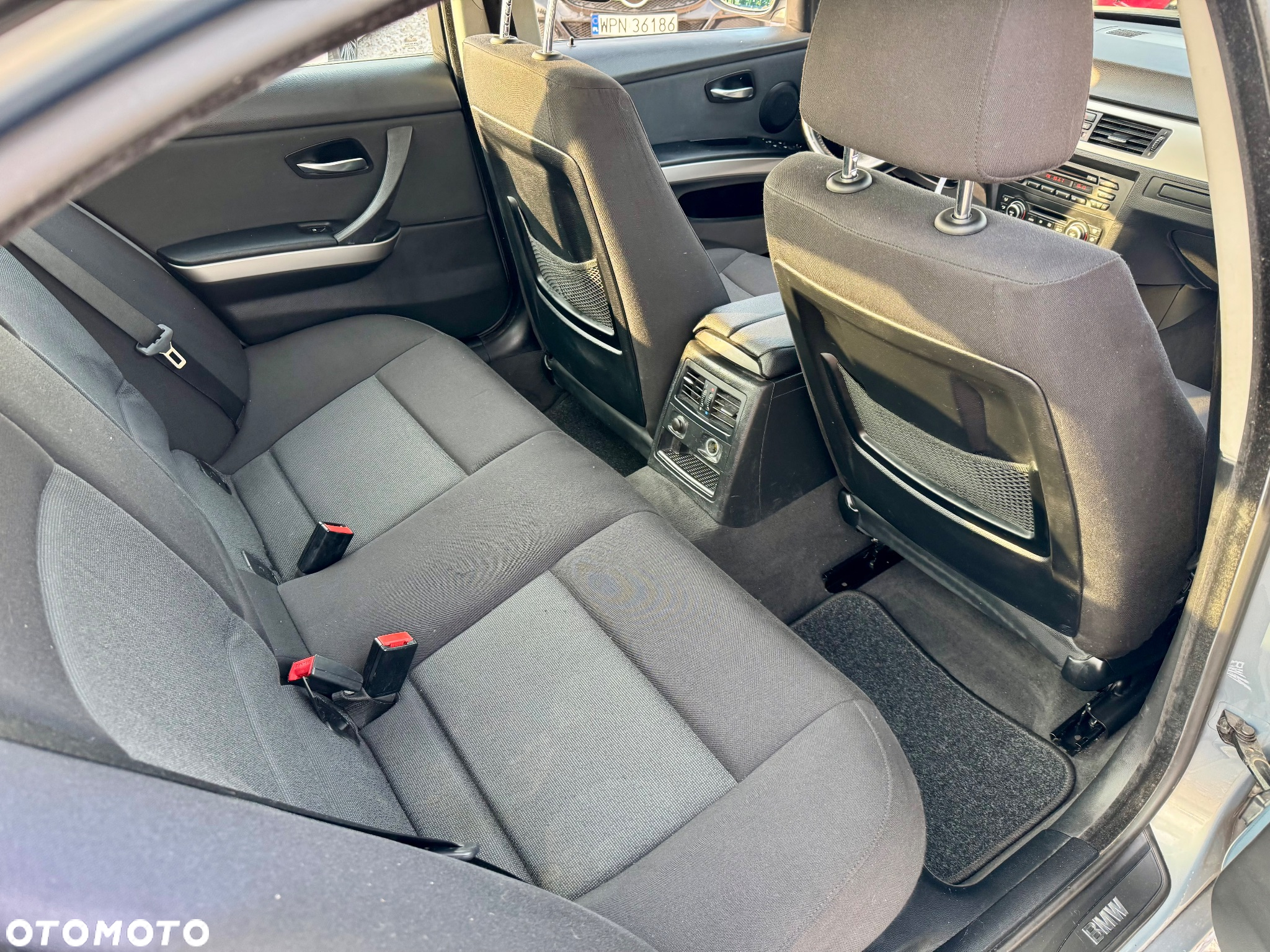 BMW Seria 3 318d - 24