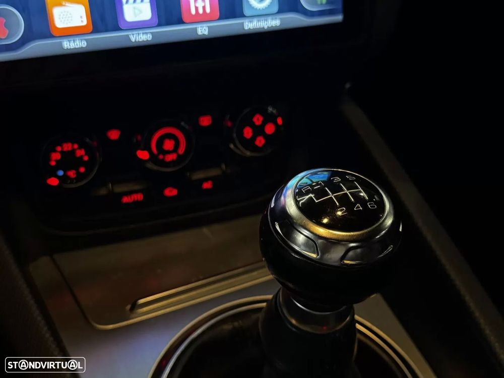 Audi TT Coupé 2.0 TDI quattro S-line - 25