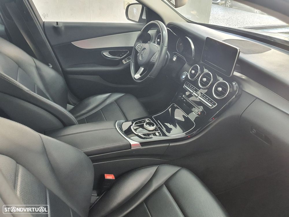 Mercedes-Benz C 300 h Avantgarde - 13