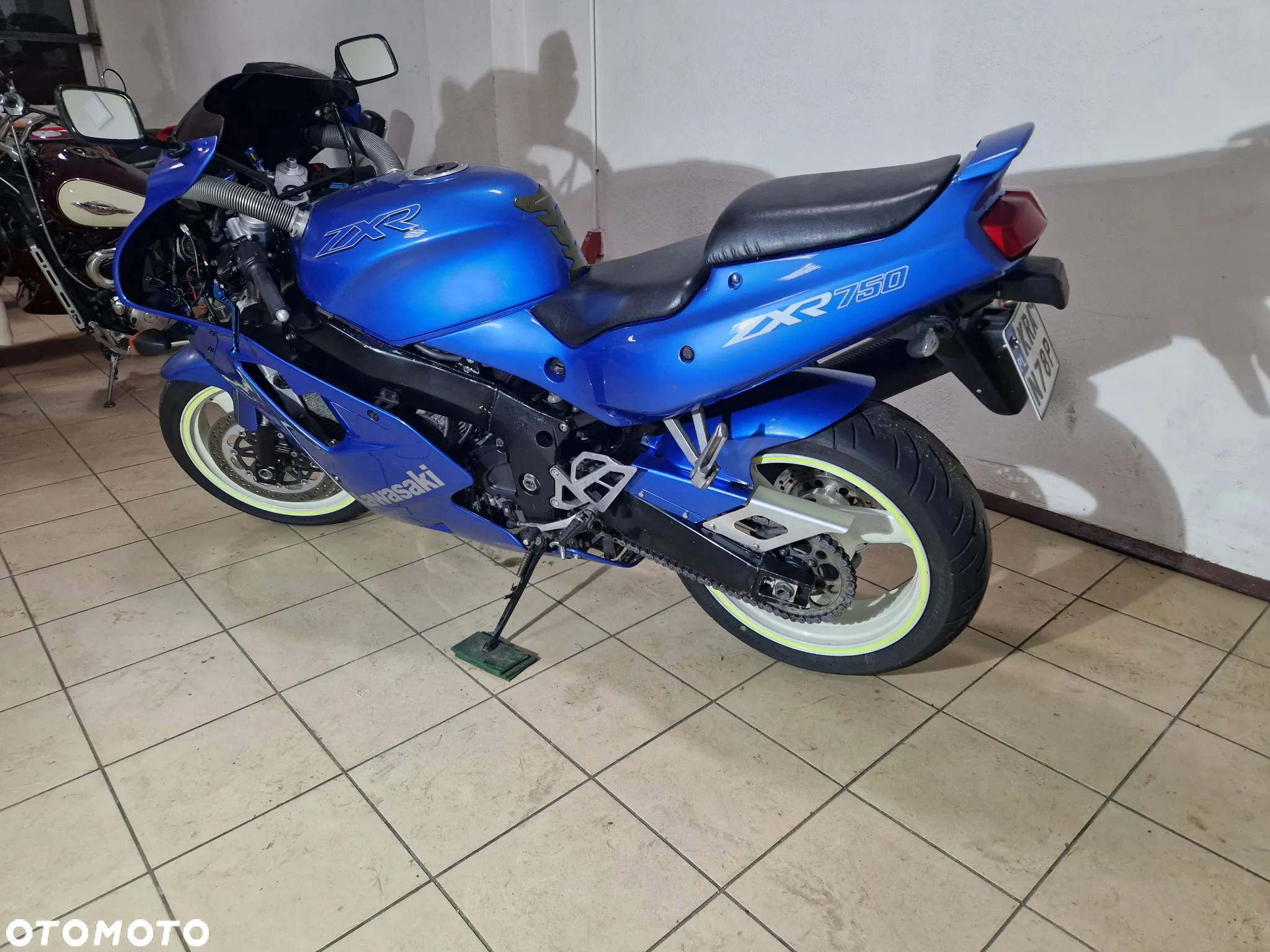 Kawasaki ZXR - 9