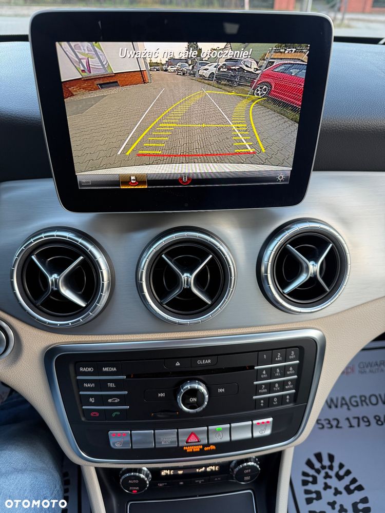 Mercedes-Benz CLA - 21